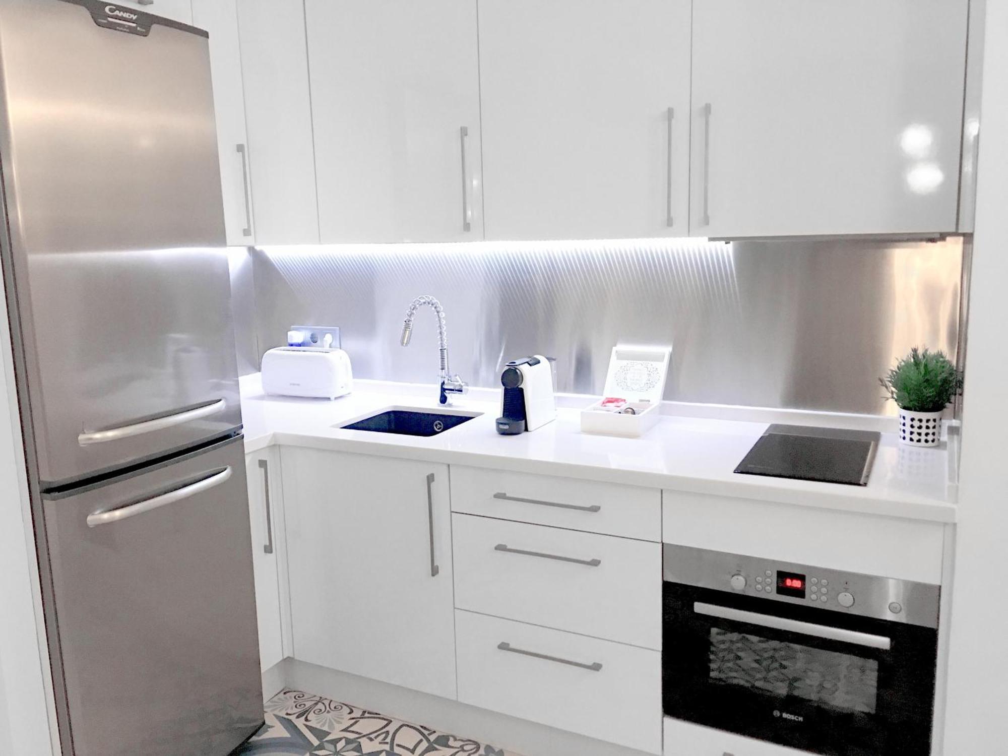 Apartment The White Rock Private Access To The Torremolinos